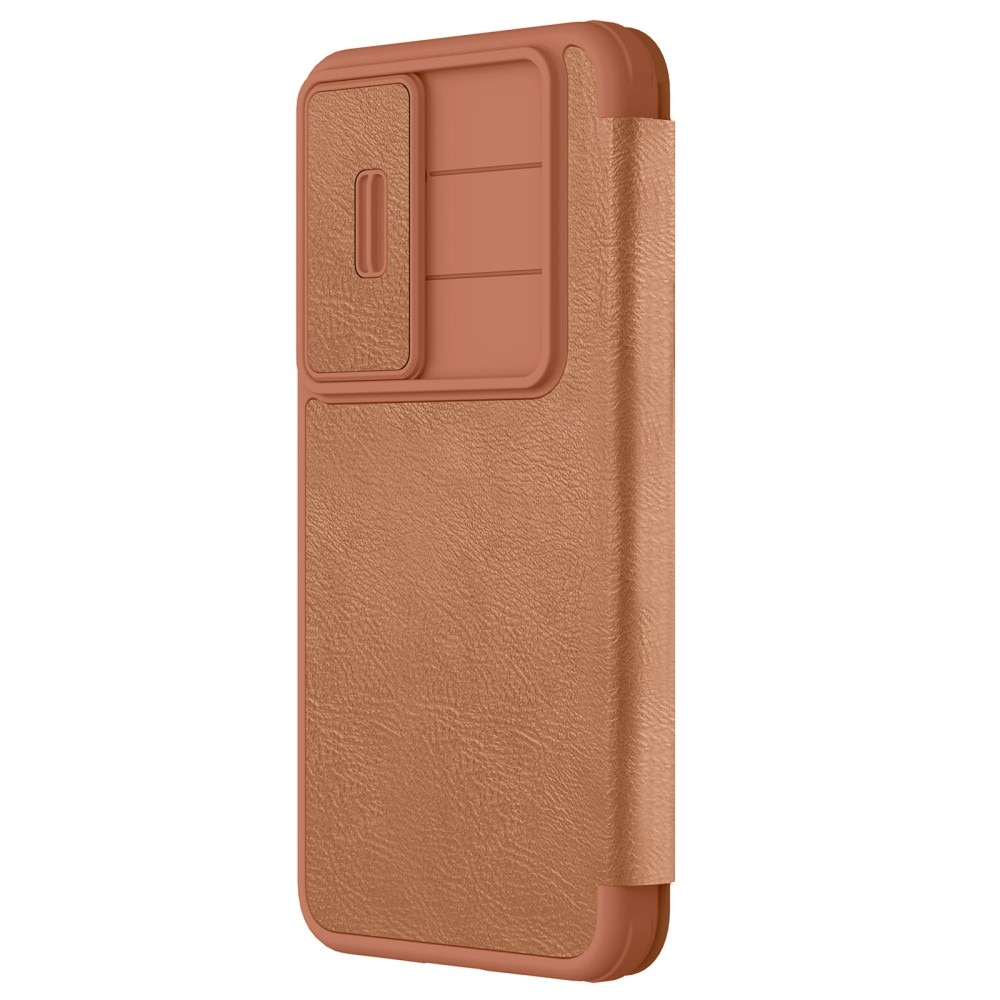 Funda Qin Pro CamShield Samsung Galaxy S25 Brown