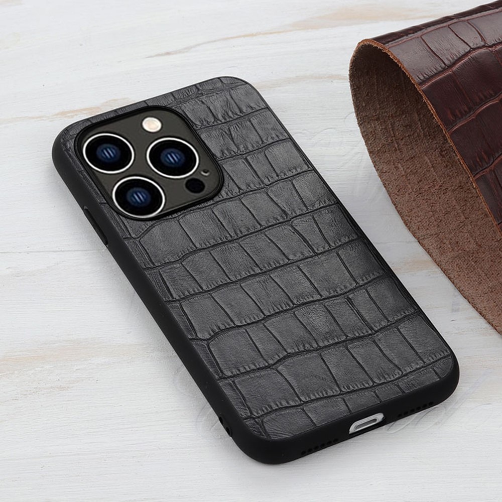 Funda híbrida Cuero genuino Cocodrilo iPhone 15 Pro negro